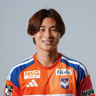 ふるさと納税 新潟市 (M)アルビレックス新潟 笠井 佳祐メッセージ入り写真+全サイン入りユニフォーム[54072295] |  | 01