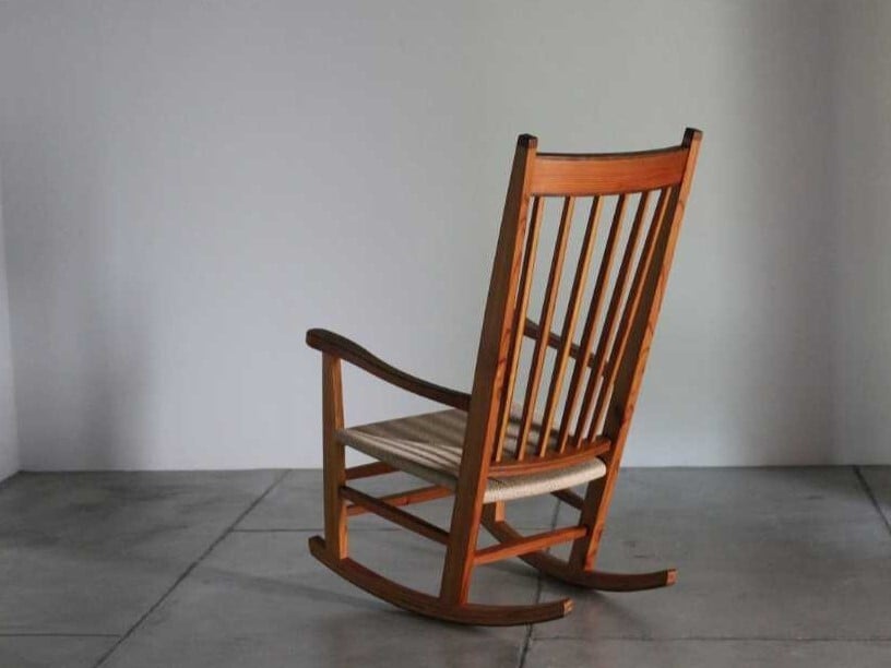 選べる種類！ロッキングチェアー（信州カラマツ）