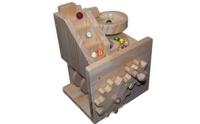 【年末受付限定】ビー玉からくり　階段・トルネード おもちゃ 子供 手作り 木のおもちゃ 木製 日本製 孫 小さい子 キッズ 贈り物 出産祝い 誕生日 角丸い 安心