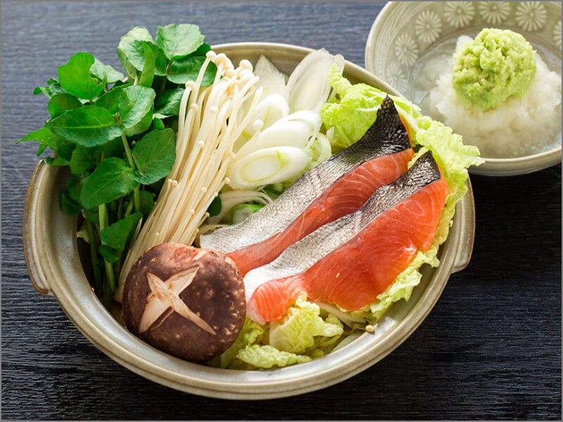 B-058　わさび田の渓流育ち「天城のあまご」を食べ尽くす特別メニューお食事券（2名様）