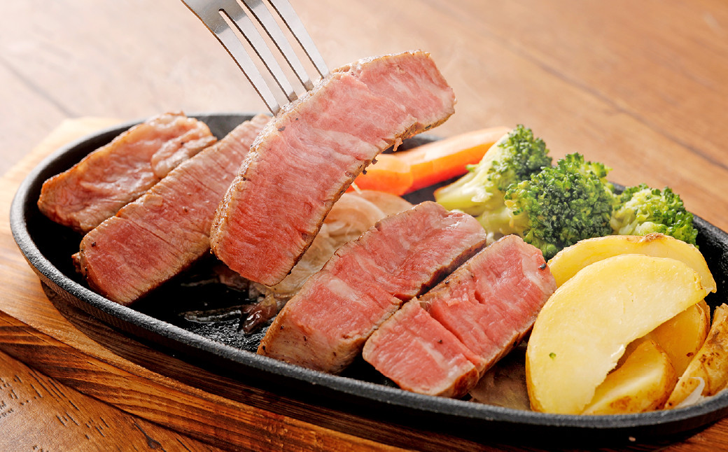 【定期便3か月】あか牛 ヒレ 肉 800g 馬刺し 200g 食べ比べ セット