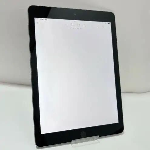 【ふるなびWEEK対象】【ふるさと納税】iPad 第6世代 32GB Wi-Fiモデル（スペースグレー） Apple 中古品