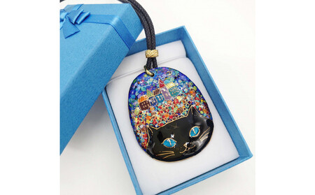 金彩無線七宝焼 黒猫のネックレス