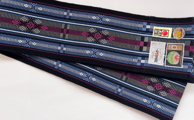 
                  伝統工芸【読谷山ミンサー】半幅帯（紺系・１点もの） 　 　　 　　 　 　 　 　 　 　 　 　 　 　 　 　 　 　 　 　 　
                