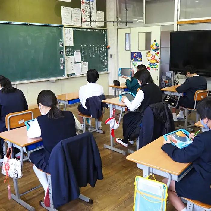 【返礼品なし】市内の市立中学校を応援！（ 通津中学校 東中学校 本郷中学校 岩国中学校 平田中学校 周東中学校 麻里布中学校 岩国西中学校 錦中学校 川下中学校 由宇中学校 美和中学校 灘中学校 玖珂