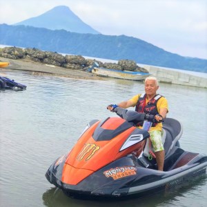 【池田湖でアクティビティ体験】水上バイク遊覧 15分間ペアチケット(えぷろんはうす池田/A-183)