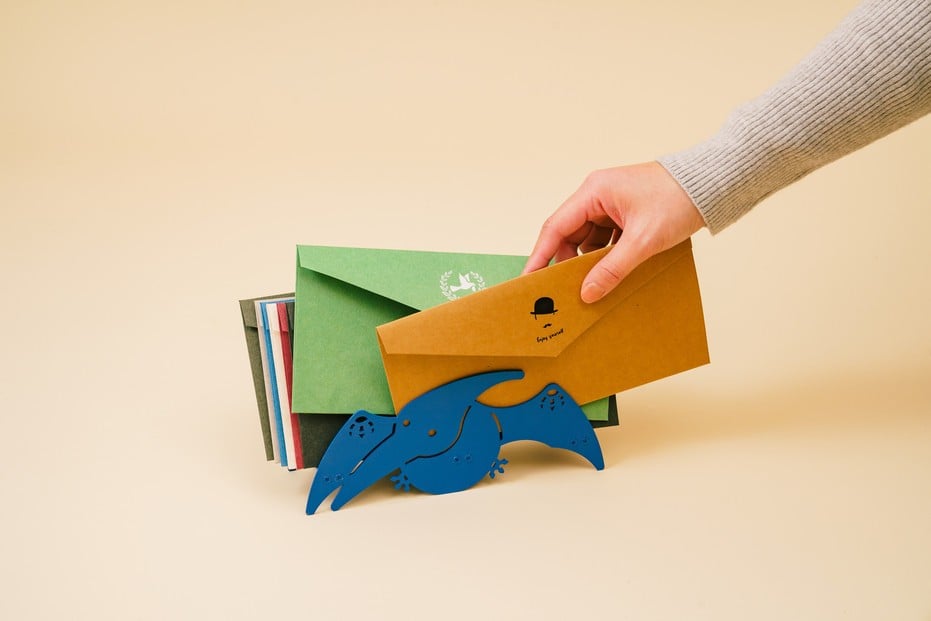 
            恐竜型ストッカー　「カタヅケザウルス　プテラノドン」
          