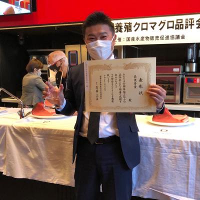 ふるさと納税 大月町 【高知県産 養殖本マグロ】赤身 750g 黒潮本まぐろ 刺身用 小分け柵 急速冷凍 最優秀賞受賞 |  | 03
