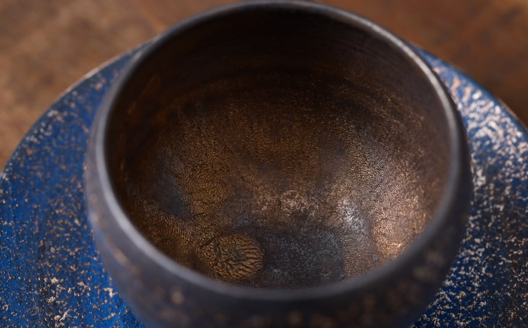 画像は青地銀彩薄茶器（青）です。お好みの色を応援メッセージ欄にてお知らせください