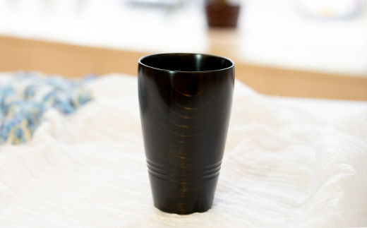 漆こっぷ -曉-壱 （ 赤松 ・ 黒 ） ＜ゆうび＞ ／ 拭き漆仕上げ 漆塗り 食器 コップ 漆器 カップ グラス タンブラー 和食器 木製 漆製品 プレゼント ギフト 贈り物 誕生日 自宅用 家庭用 普段使い 自分用 シンプル おしゃれ お洒落 オシャレ うるしぬり うるし 漆塗 岩手県 八幡平市