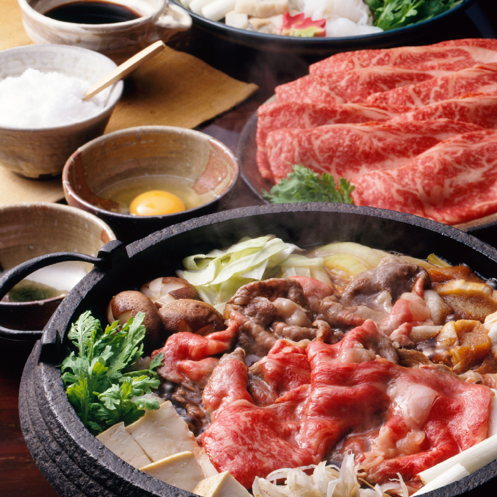 【6か月定期便】艶さし！【A4～A5】佐賀牛しゃぶすき焼き用(肩ロース肉・肩バラ・モモ肉) 800g(400g×2P)×6回【肉 牛肉 ブランド牛 黒毛和牛 ふるさと納税】(H112301)