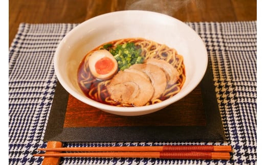【カット済】チャーシュー切落 500gx2P スライス 煮豚 焼き豚 ラーメン おつまみ チャーシュー 肉 豚肉 ブタ肉 豚バラ おつまみ ボリューム 晩酌 お弁当 おかず 丼 チャーハン たれ 醤油