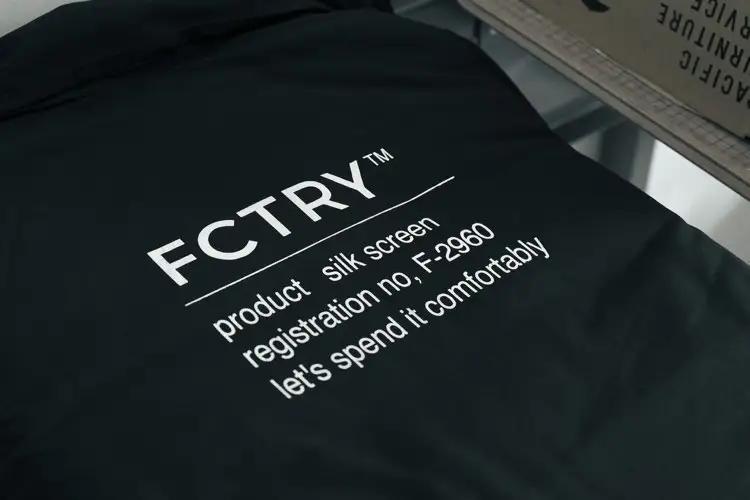 お好きなデザインをTシャツに！オーダーメイドTシャツ  FCTRY
