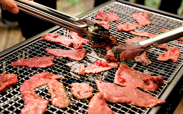 【全6回定期便】博多和牛A4ランク以上焼肉用タレ漬550g ＜木村食品＞ 那珂川市 [GFS010]