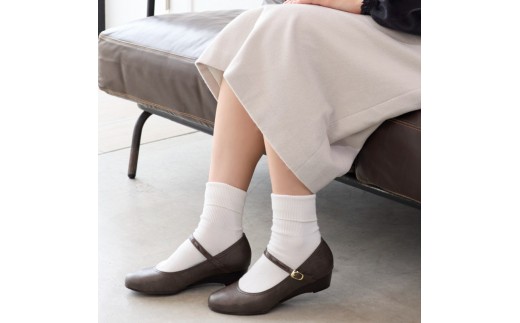 ウェッジストラップパンプス｜ダークグレー L(24.0cm) レディース パンプス 3.5cmヒール ウエッジソール 幅広 甲高 外反母趾 ゆったり幅 大人気 靴 お仕事靴