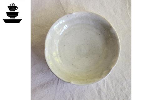 
            白石焼/裕翠窯　粉引輪花取り皿5枚セット
          