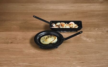 Tetsu Sara set 食器 お皿 キッチン雑貨 キャンプ飯 丸皿 食卓 サビにくい お手入れ簡単 熱伝導性 高温調理 短時間調理 ガス IH 炭火 焚き火 オーブン 