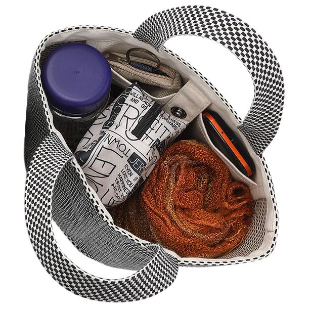 ふるさと納税 豊川市 三河木綿刺子織　sasicco　コールバッグ　赤 |  | 02