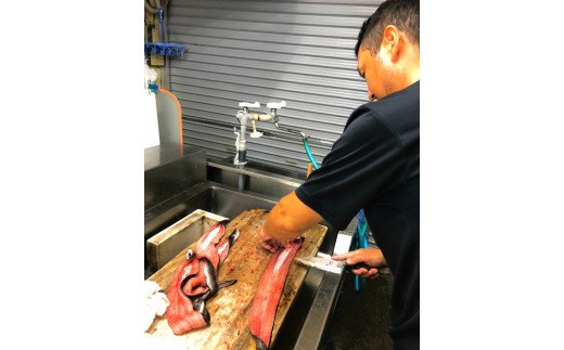 ヤマシン特選うなぎ蒲焼き2本定期便　計3回お届け