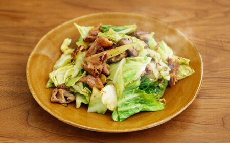 【全12回定期便】あか牛 白 ホルモン 約500g (約250g×2P) / 牛肉 褐毛和種 ホルモン 肉 九州産 国産牛 熊本県産 小分け あかうし 鍋 焼肉【五右衛門フーズ】[BHCY012]