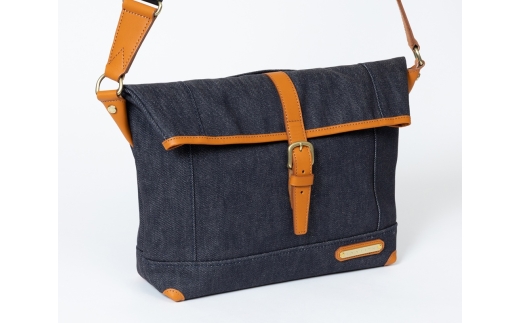 No55735 INNFITH デニム口折れショルダーバッグ(ダークネイビー×キャメル)｜ファッション 小物 バッグ ショルダーバッグ 鞄 [1175]