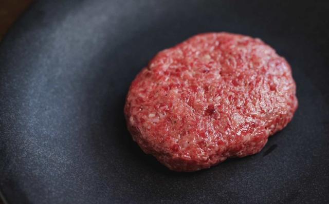 A5黒毛和牛すじカレー 10個入（200g✕10個）
