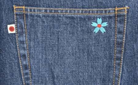【32インチ】【限定モデル】児島産 オリジナルセルビッチデニム使用 BLUESAKURA ストレートジーンズ／BLUE ジーンズ ズボン デニム デニムパンツ 岡山県 倉敷市
