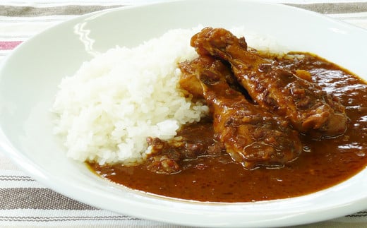 
            阿波尾鶏骨付地鶏カレー　5食
          