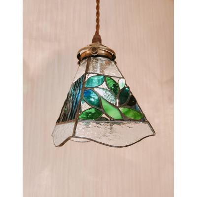 ふるさと納税 基山町 ステンドグラス【リーフのペンダントランプ】希少ドイツ製ガラスほか　電球付き(申し込み後生産)