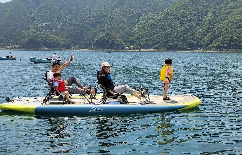 【HOBIEカヤック】カリフォルニア生まれの新感覚ミズアソビ体験｜ カヤック ボート 水遊び 体験 自然 富士山 湖 アクティビティ レジャー アウトドア