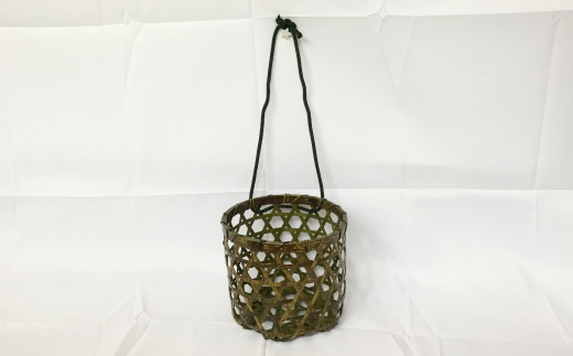 【 ハンドメイド 】 竹細工 トイレットペーパー 入れ大（縦） 虎竹 丈夫 防カビ 若鮎クラフト 工芸品 工芸 日用品 雑貨 インテリア バンブー 職人 手作り 上品 高級感 おしゃれ 国産 土佐 高