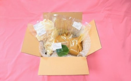 ★★割烹白山名物★★　川蟹すいとんセット　５人前（800g）
