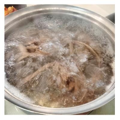 ふるさと納税 南国市 グアバ農園のグルテンフリーパスタ麺　100g×3袋セット |  | 03