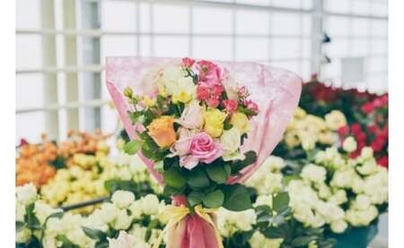 【総本数100本！】國枝バラ園から直送！Flower Bouquet（25本の花束×４ケース）色おまかせ　　薔薇 ばら バラ 花束 お祝い プレゼント 誕生日 ギフト 贈答 記念日 クニエダ株式会社 