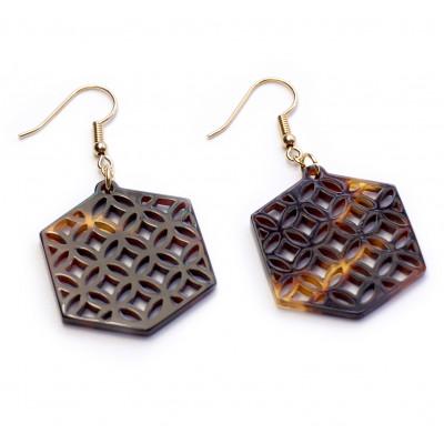 ふるさと納税 長崎市 べっ甲製亀甲型ピアス(七宝) |  | 01