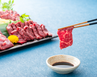 【 定期便 3回 】純国産 馬刺し 6種類 400g