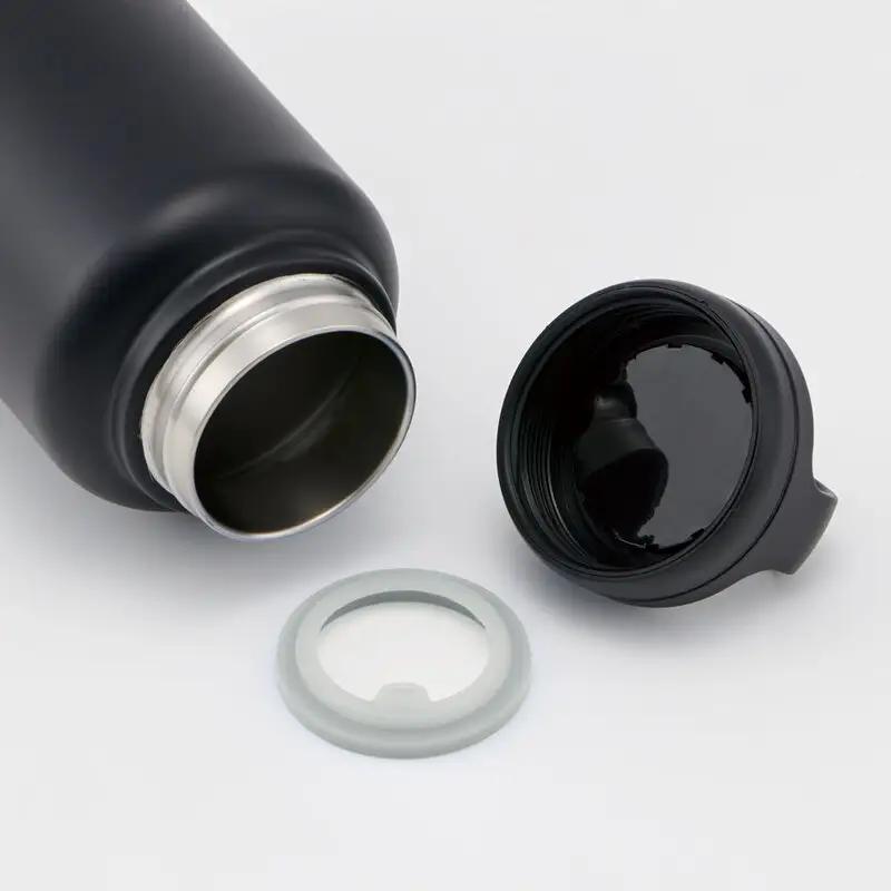 【スクリューハンドル付きマグボトル】1000ml 水筒 保温保冷「ブラック」 〈スケーター株式会社〉 チタン製 マグボトル アウトドア 直飲み 11-015
