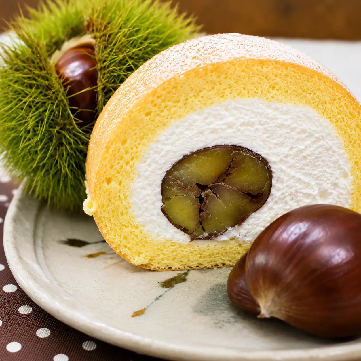 栗の渋皮煮ロールケーキ【2026年9月上旬～2026年11月中旬発送】【A166-frks075】