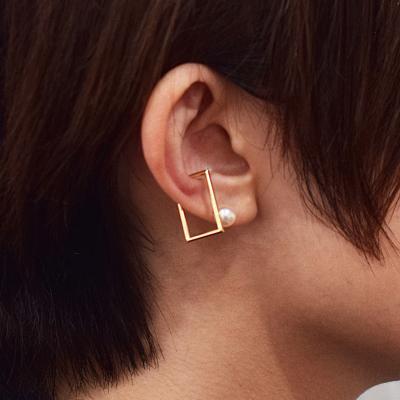 ふるさと納税 天草市 あこや真珠 イヤーカフ 6 - 6.5mm ホワイトピンク スクエア K18YG_S085-519 |  | 03