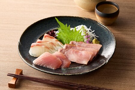 晩酌に便利！魚屋オススメお任せ刺身3種盛り合わせ（2～3切れ×3種×3パック）