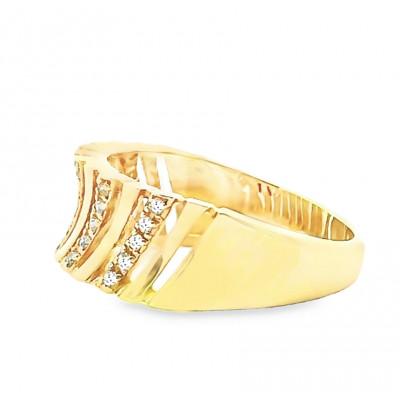 ふるさと納税 笛吹市 K18 ダイヤモンドリング 0.12CT RADR-6588DI-Y #16 |  | 01