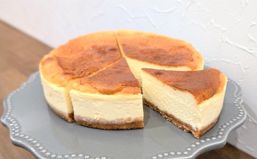 
                  チーズケーキ（14cmホール）
                