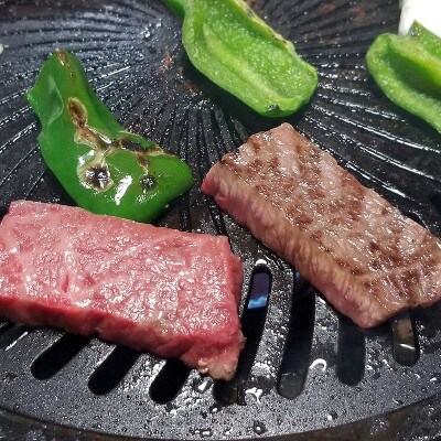 博多和牛A5～A4 肩ロースミニステーキ400g　ソース・塩胡椒付【化粧箱入】(宇美町)【配送不可地域：離島】