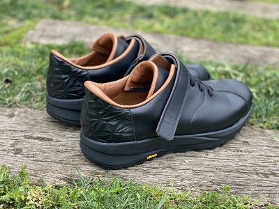 快適 !職人が作る レザースニーカー 黒 × 黒 24cm | 関口善大靴工房 くつ 革 職人 靴 レザー 本牛革 調布 ファッション スニーカー 東京都 ブラック 