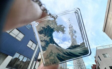 ネックレス 色と文化を重ねて「遊」ぶアクリルレイヤ—ネックレス【遊】 アクセサリー アクリルレイヤーネックレス 葛飾北斎 隅田川花火大会 レイヤー分け 重層的 小道具 墨田区 東京都 HANABI（花