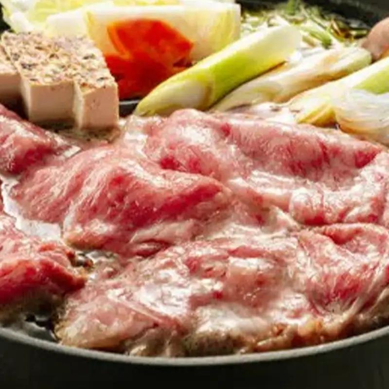 訳アリ！ 博多和牛 しゃぶしゃぶすき焼き用 700g  ( 部位お任せ )【博多和牛 和牛 牛 肉 お肉 しゃぶしゃぶ すき焼き 訳あり 贅沢 人気 食品 オススメ 送料無料 福岡県 筑前町 AR00