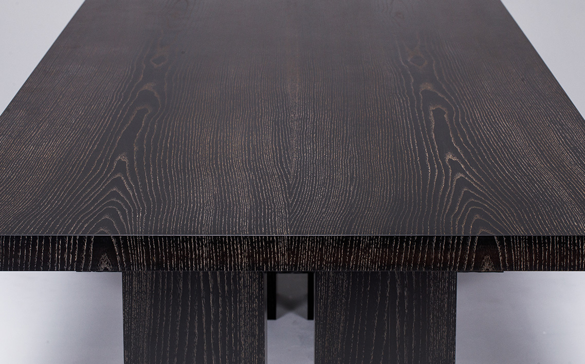 No.1143 Polonaise Dining Table