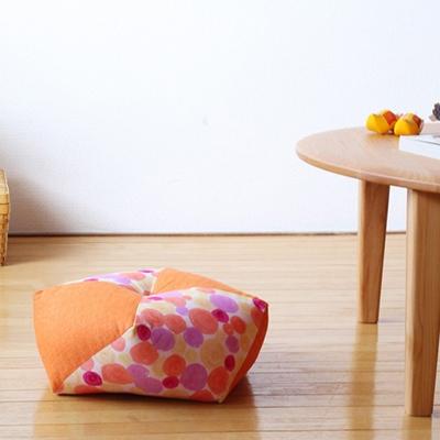ふるさと納税 京都市 【洛中高岡屋】えがおつながる、おざぶとん『おじゃみキッズ習(しゅう)』(しゃぼんはる&amp;支子)