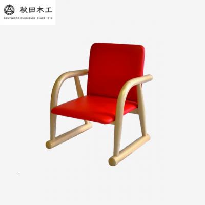 ふるさと納税 湯沢市 【秋田木工】キッズチェア「ゆざわっこ」　ナチュラル塗装×レッド[O7401-2] |  | 01