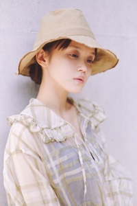 012 Mia Hat Canvas Soft Hat　【Beige】 帽子 ハット 59cm ベージュ コットン100% パラフィン加工 サイズ調整ゴム付き 1枚仕立て 薄い 軽い 折りたたみ 携帯